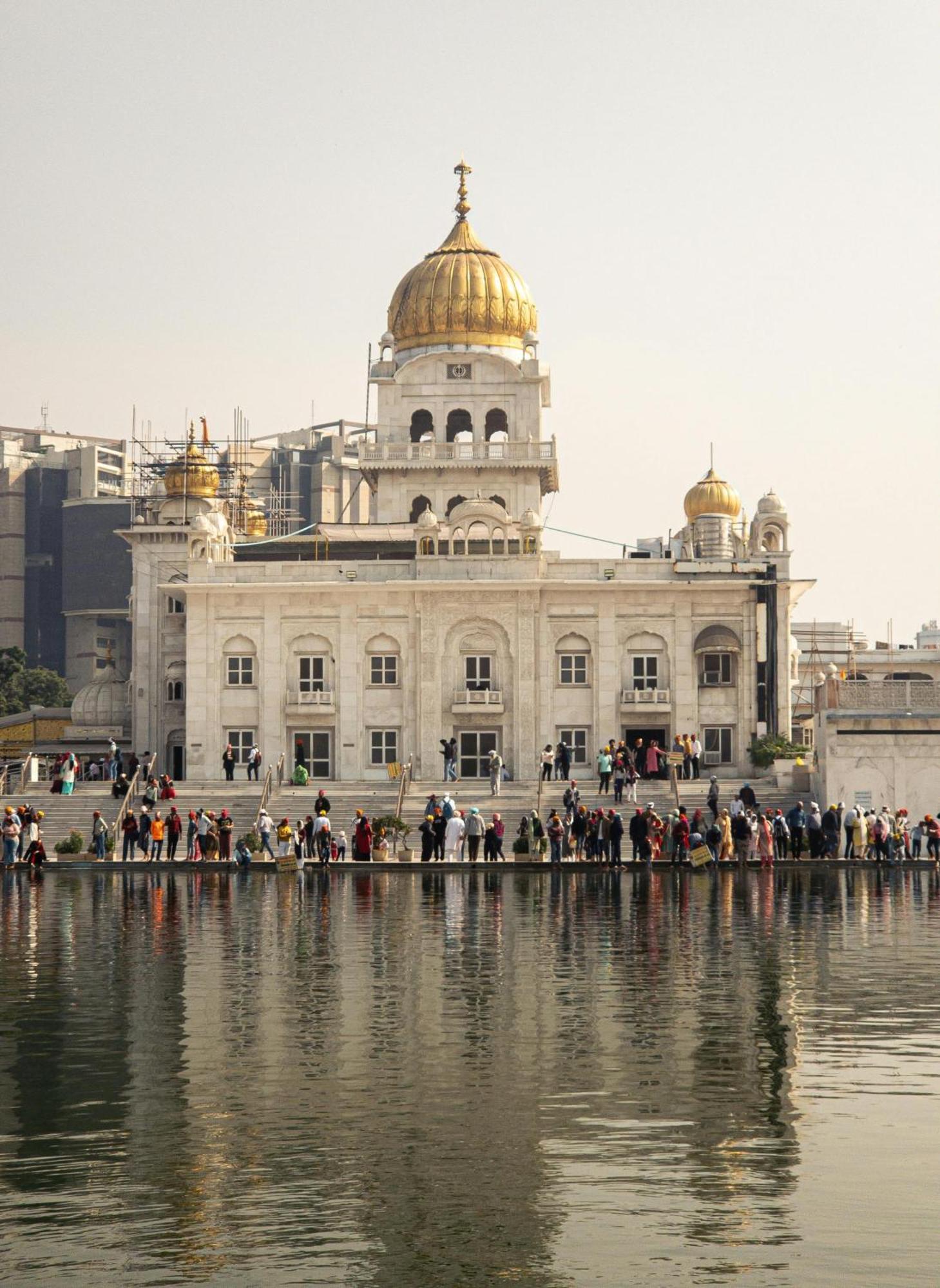 Surya Plaza Near Railway Station And Connaught Place Hotel