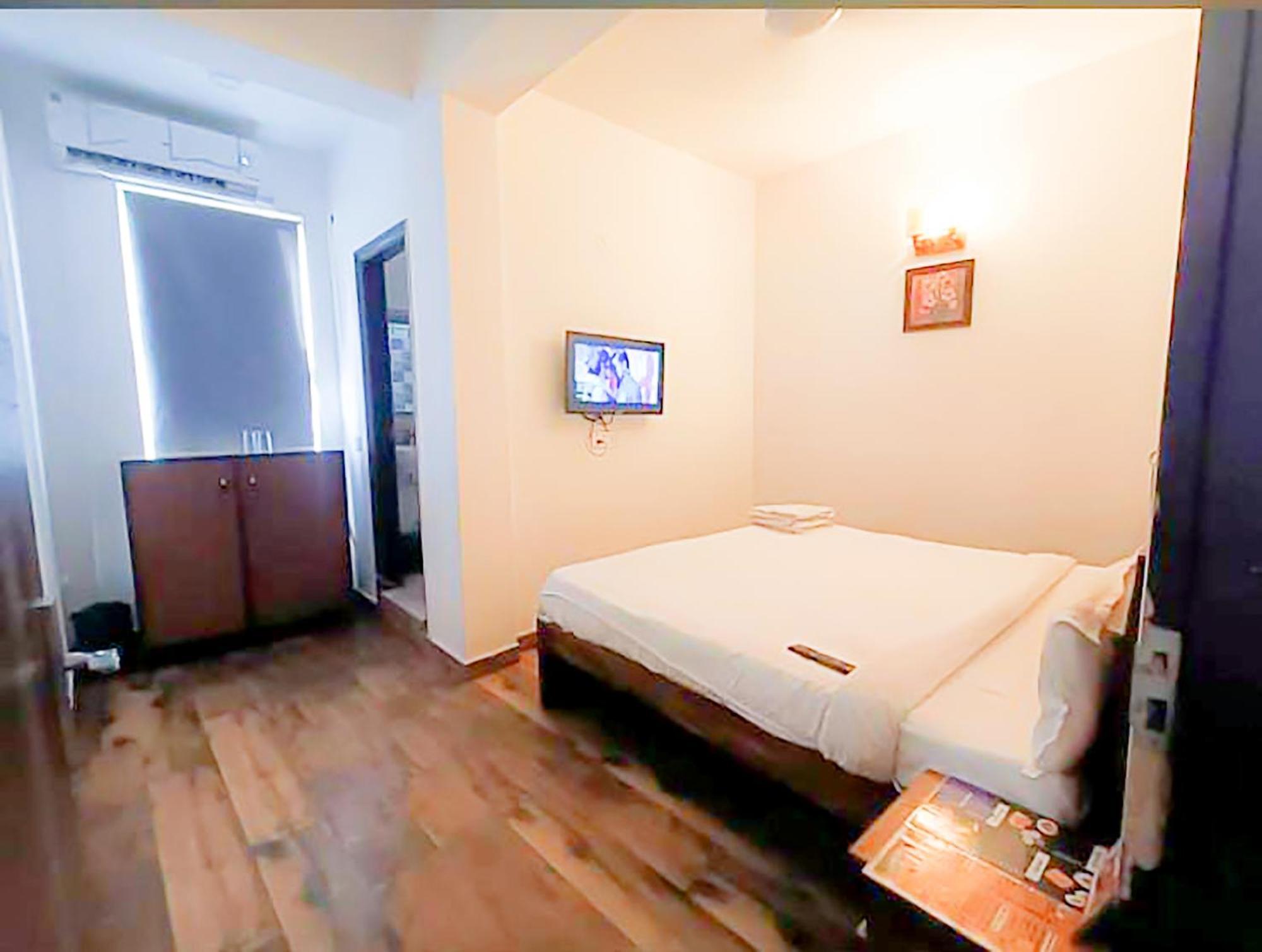 The Blu Residency 3* New Delhi