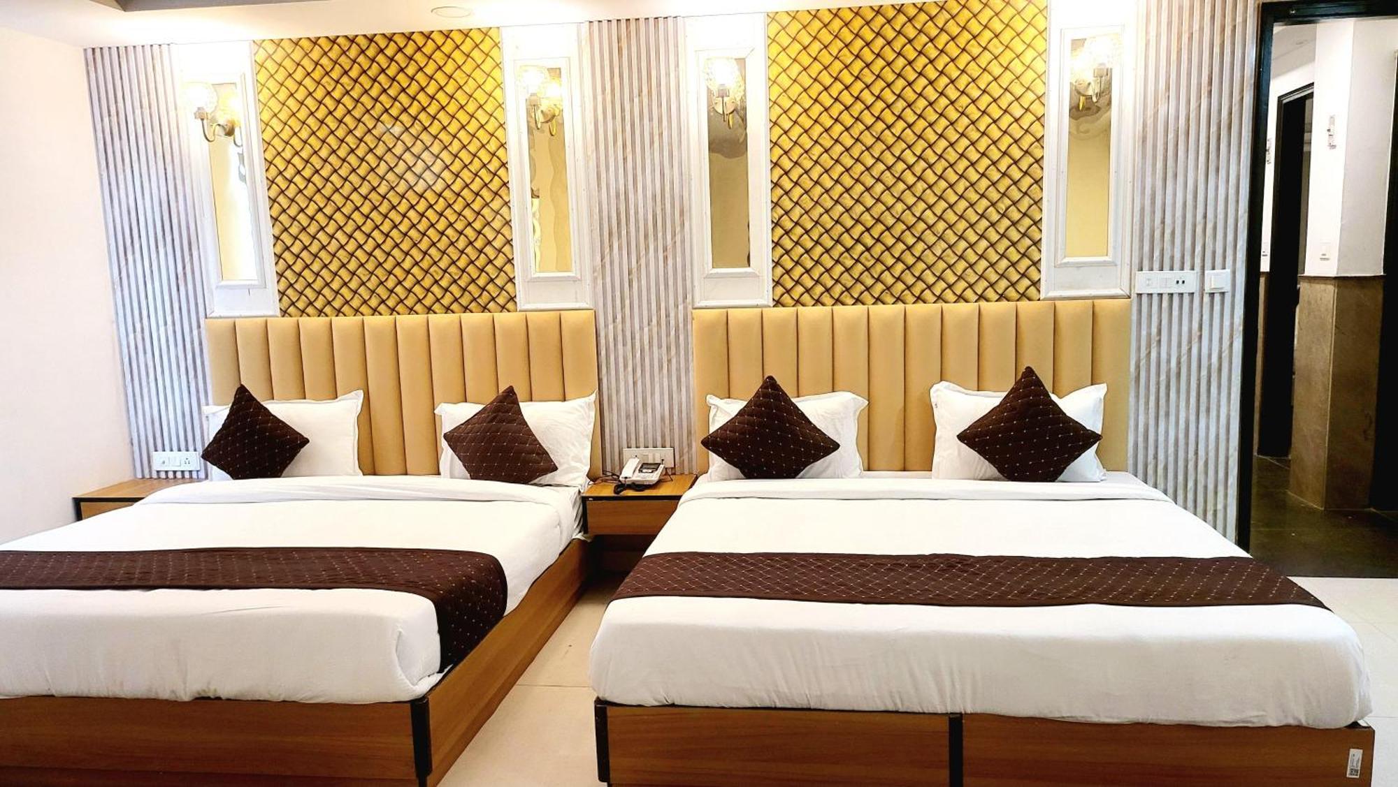 Hotel The Glory Near Igi Airport Nova Deli