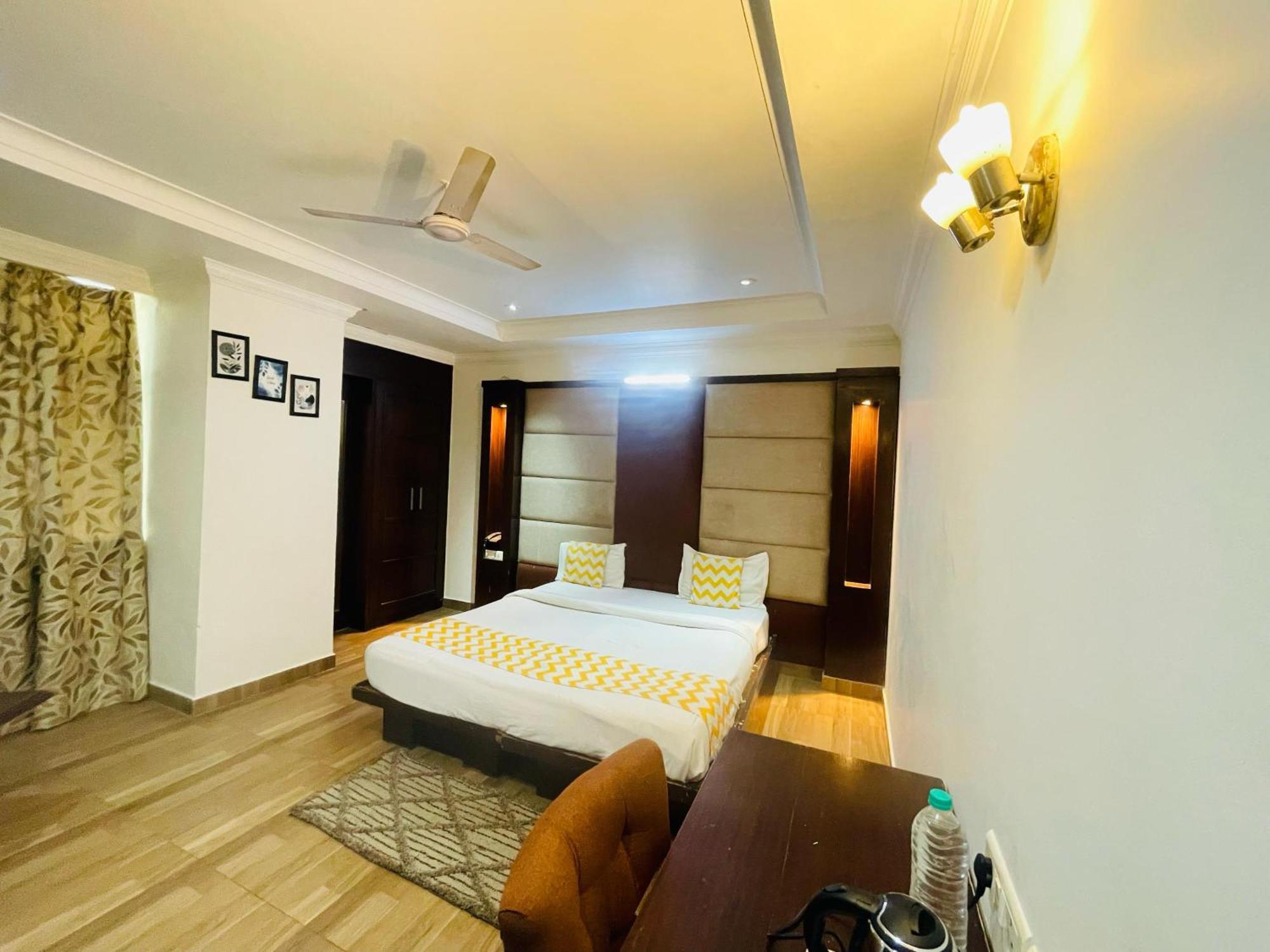Apartment Imperial - Nehru Place