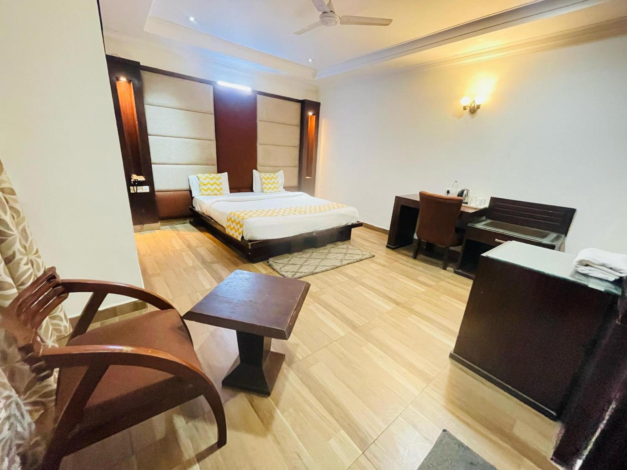 Imperial - Nehru Place *