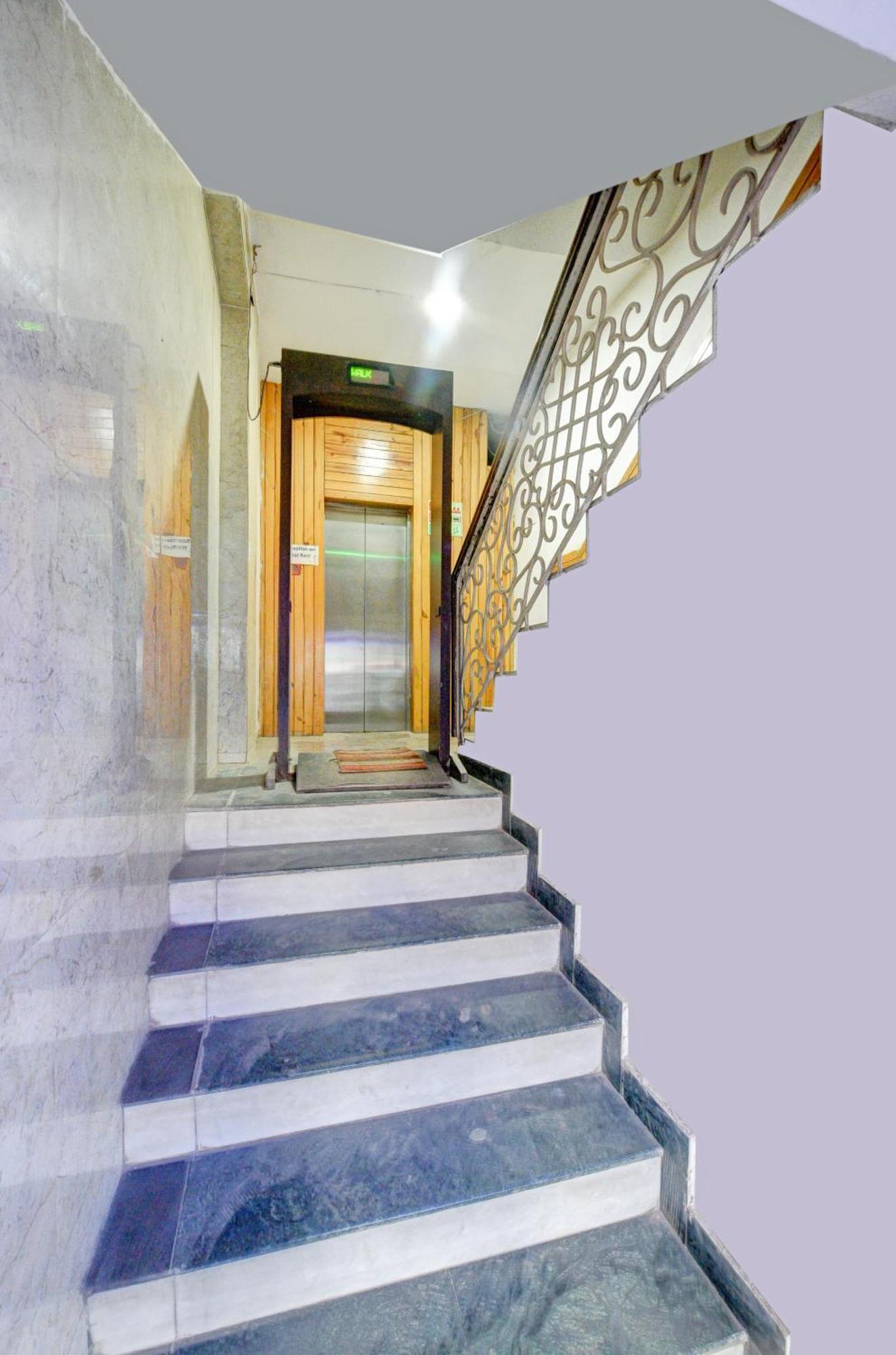 Vm Residency Guest house New Delhi