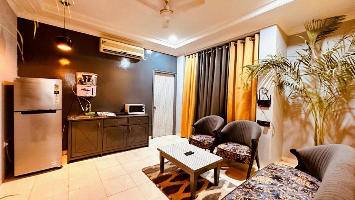 Apartment Cozy One Bedroom New Delhi