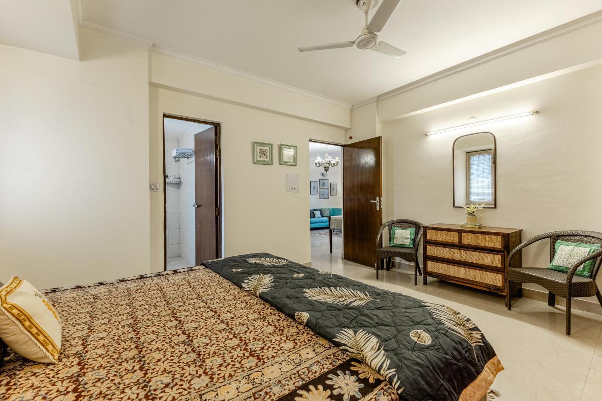 2 Bhk In Ganga Apartments, Vasant Kunj Apartment New Delhi