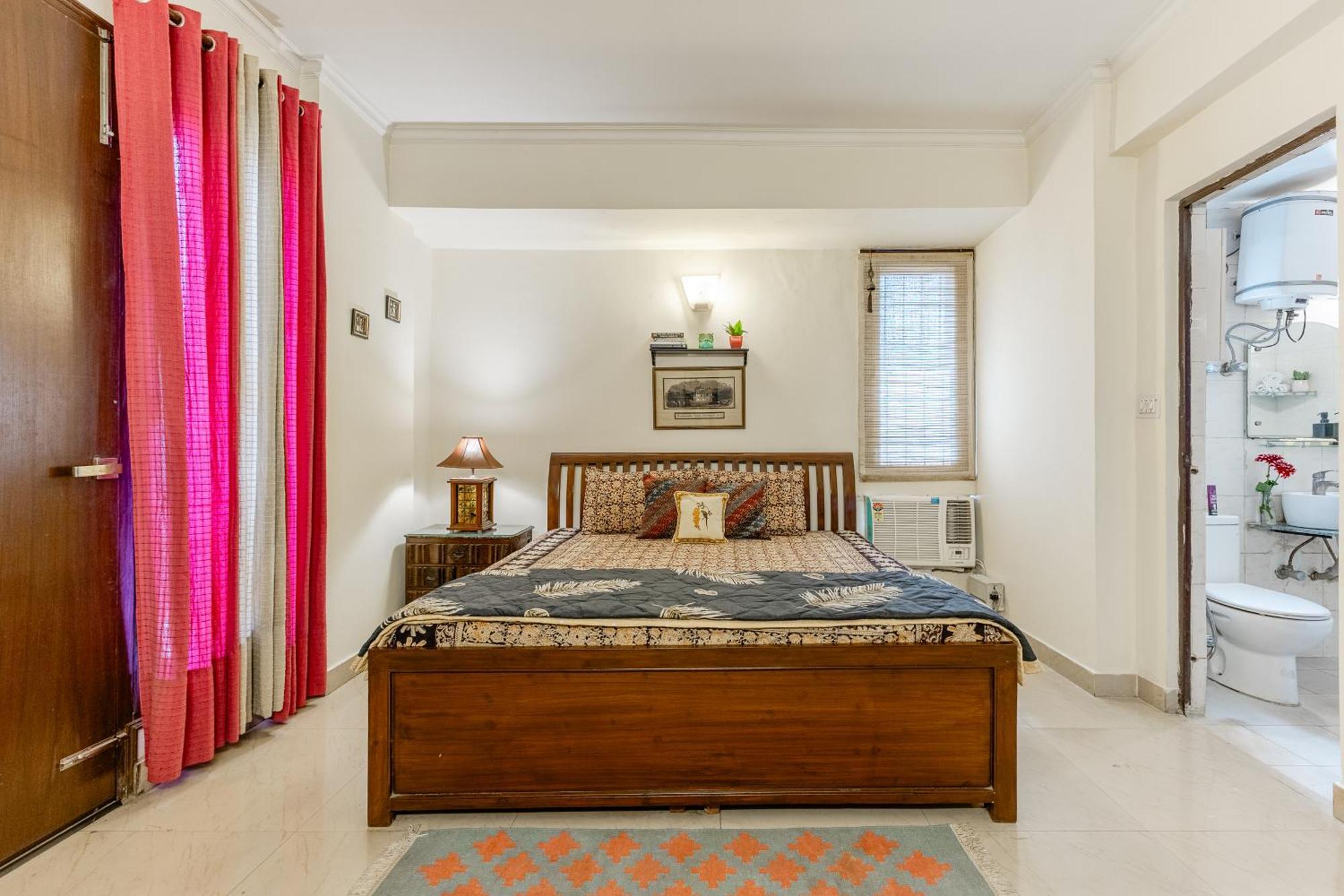 Apartment 2 Bhk In Ganga Apartments, Vasant Kunj *