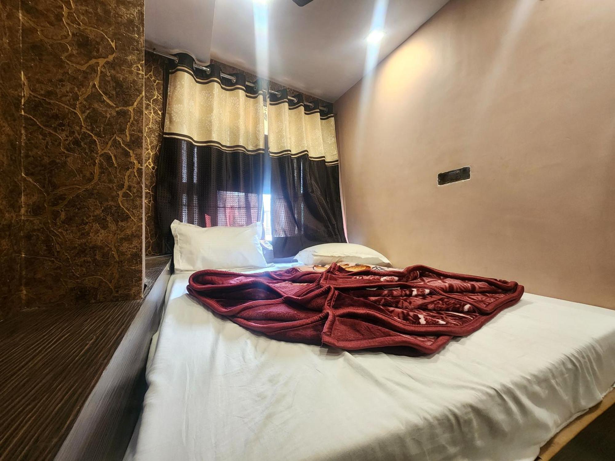 The Divine Hotel 3*