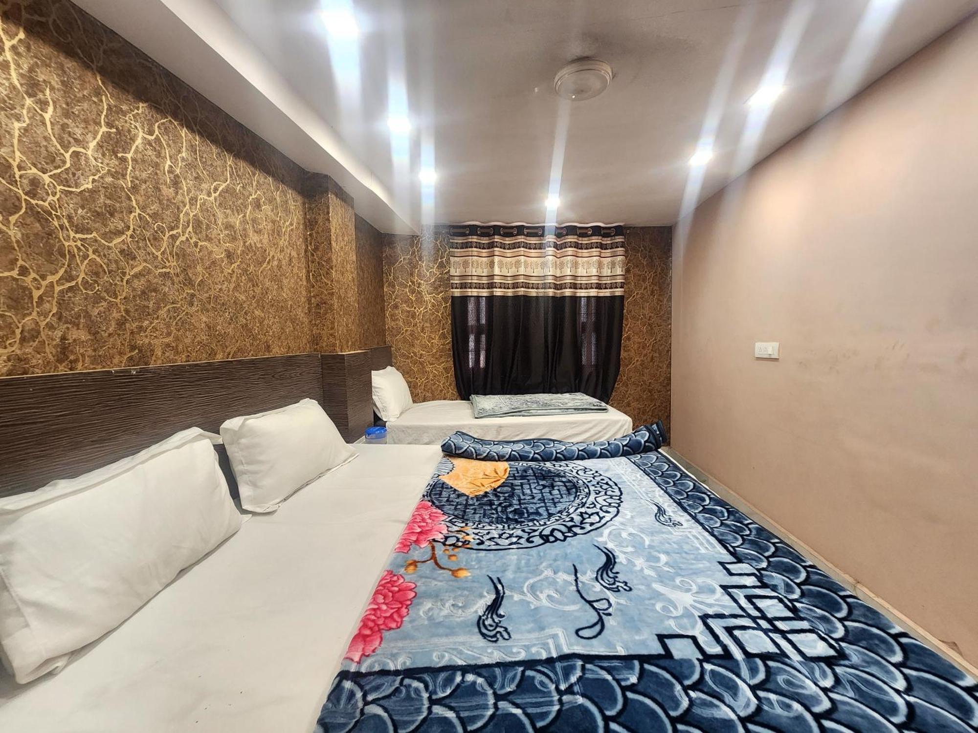 Hotel The Divine New Delhi