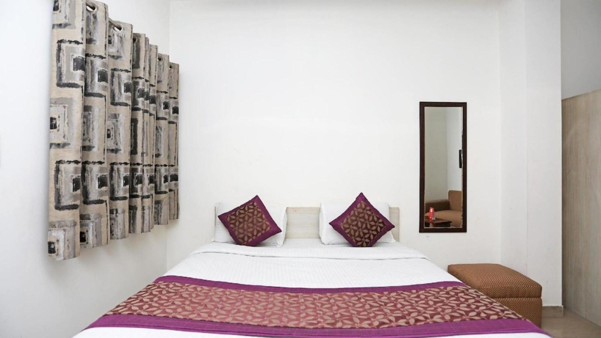 Hotel Bir - Jangpura 3*