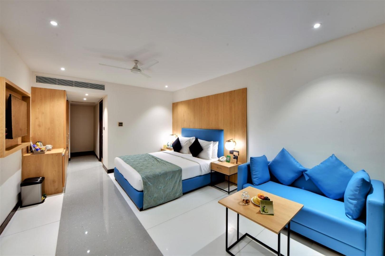 Atlantes Near Igi Airport Hotel