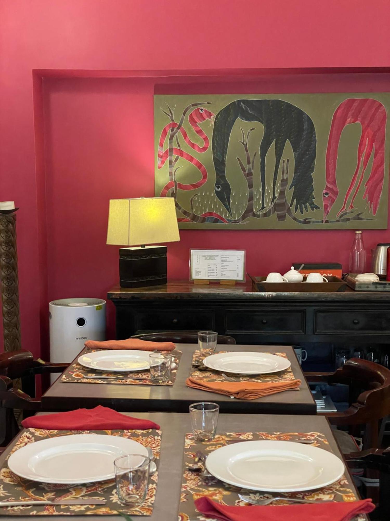 Acomodação com café da manhã  Zaza Nova Deli