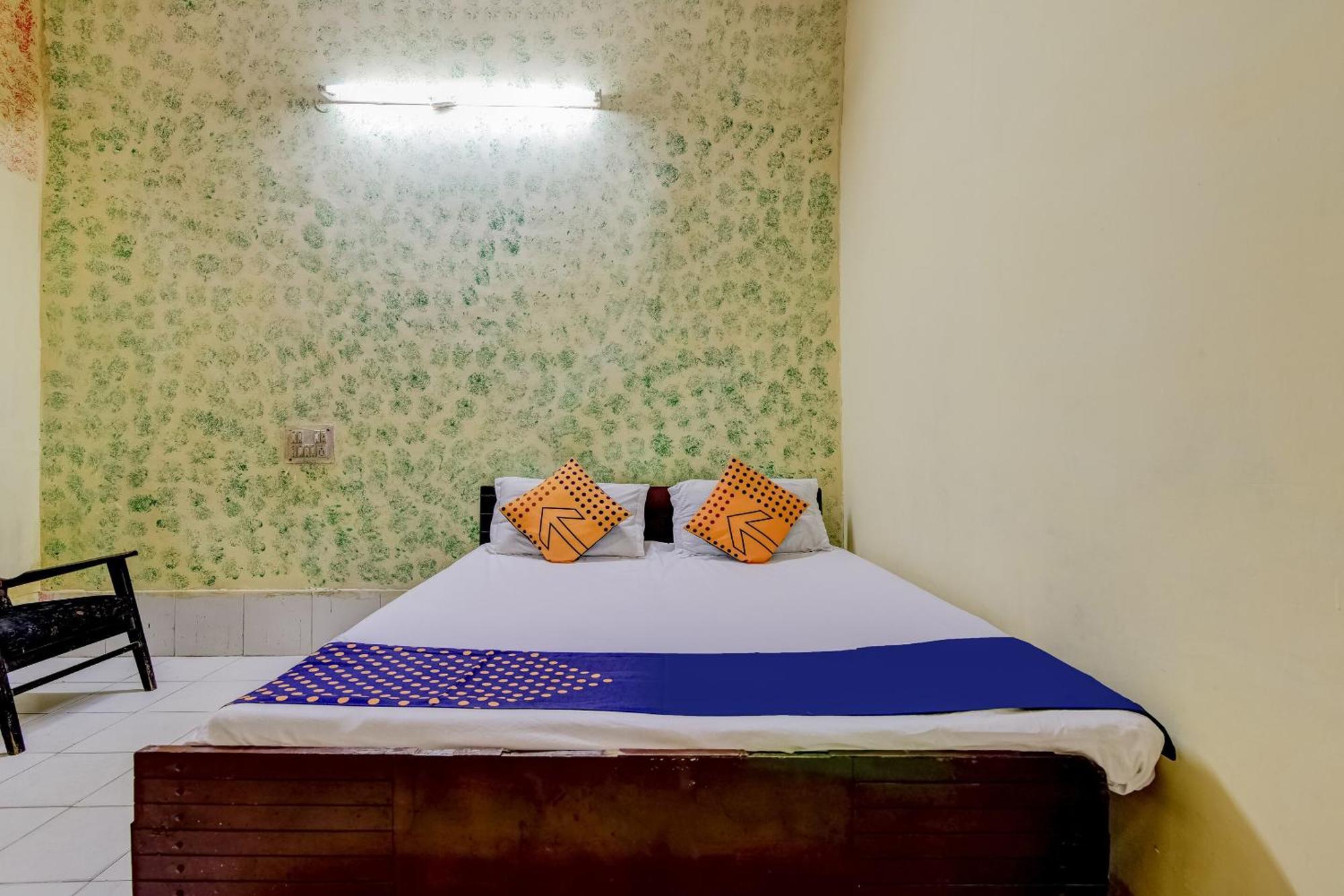 Spot On Swagat Palace Hotel 4*