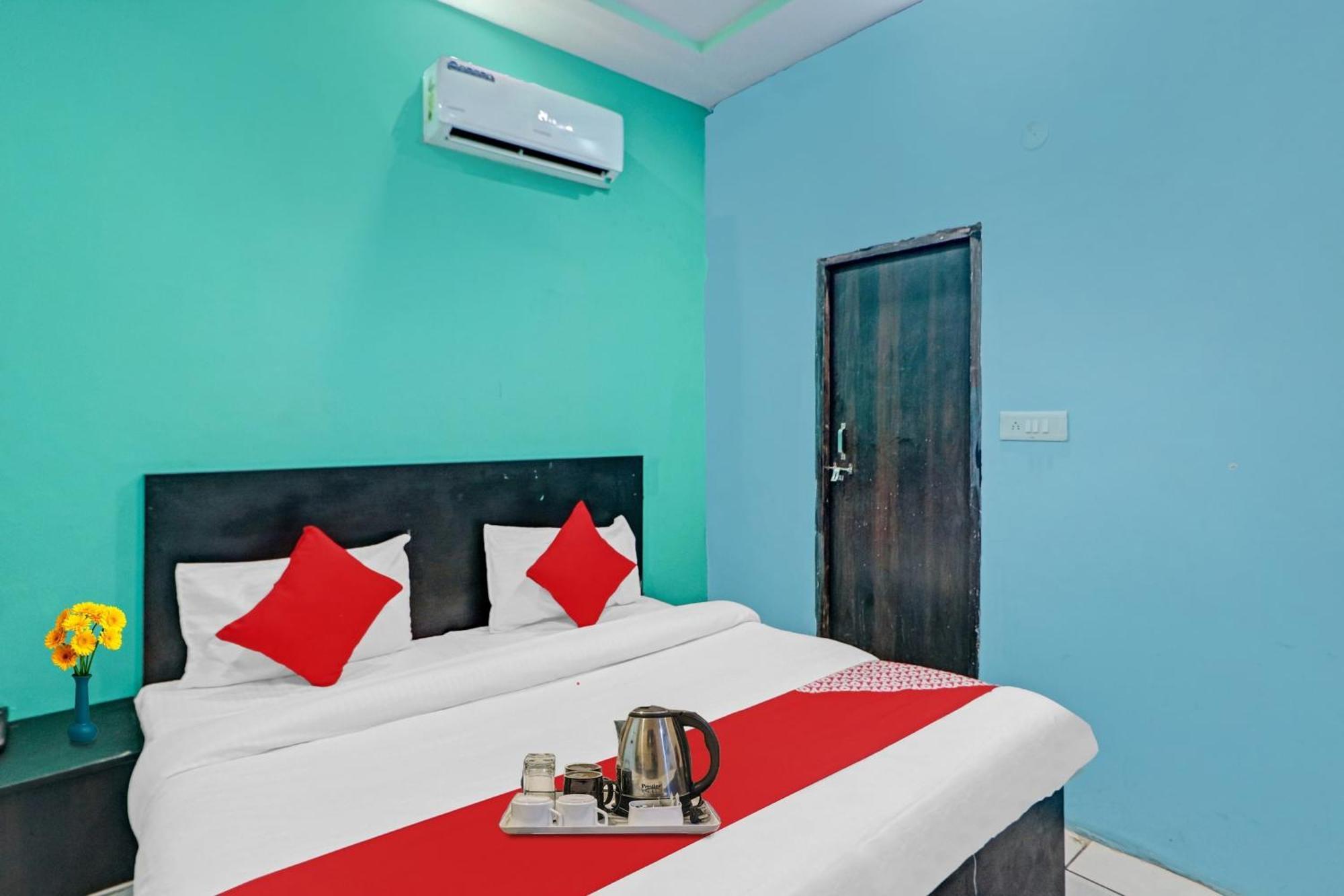 O Red Stone Hotel New Delhi