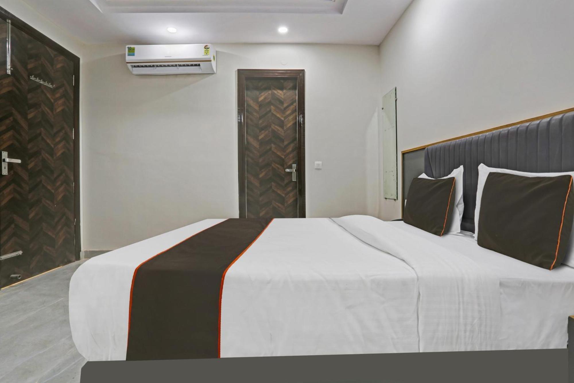 Townhouse Vip Grand Hotel
