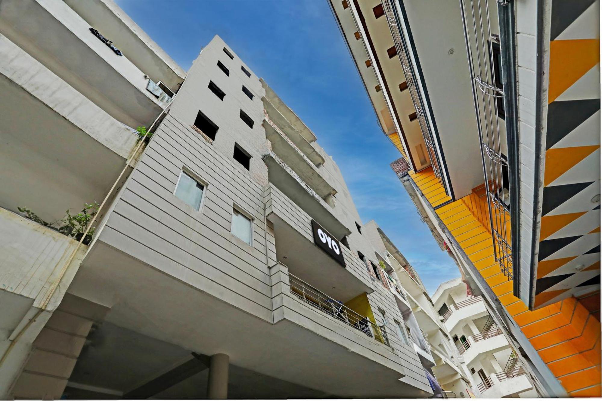 O Wamson Alpha Co Living 4* Kālkāji Devi
