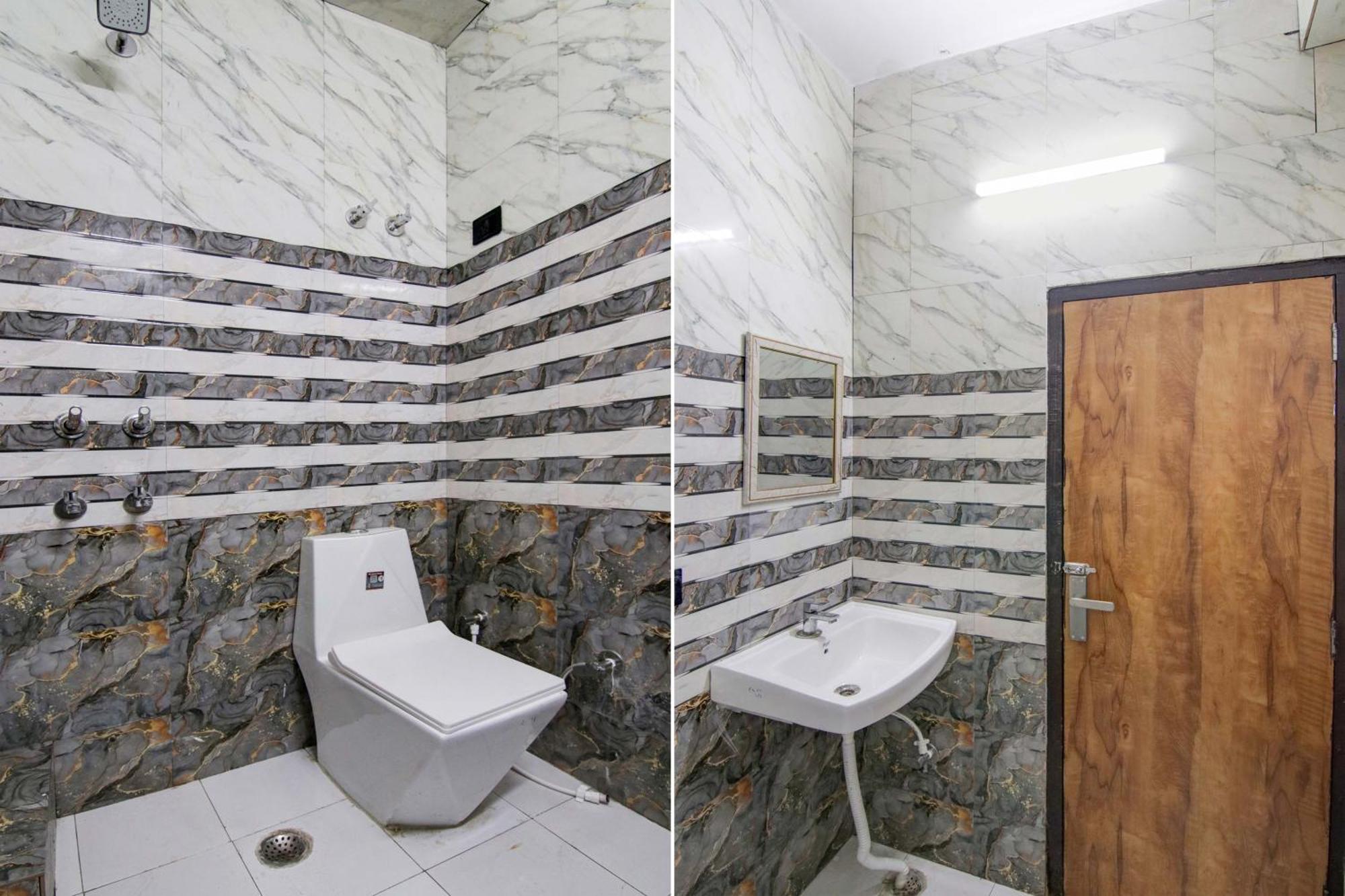 Hotel O Dhankush New Delhi