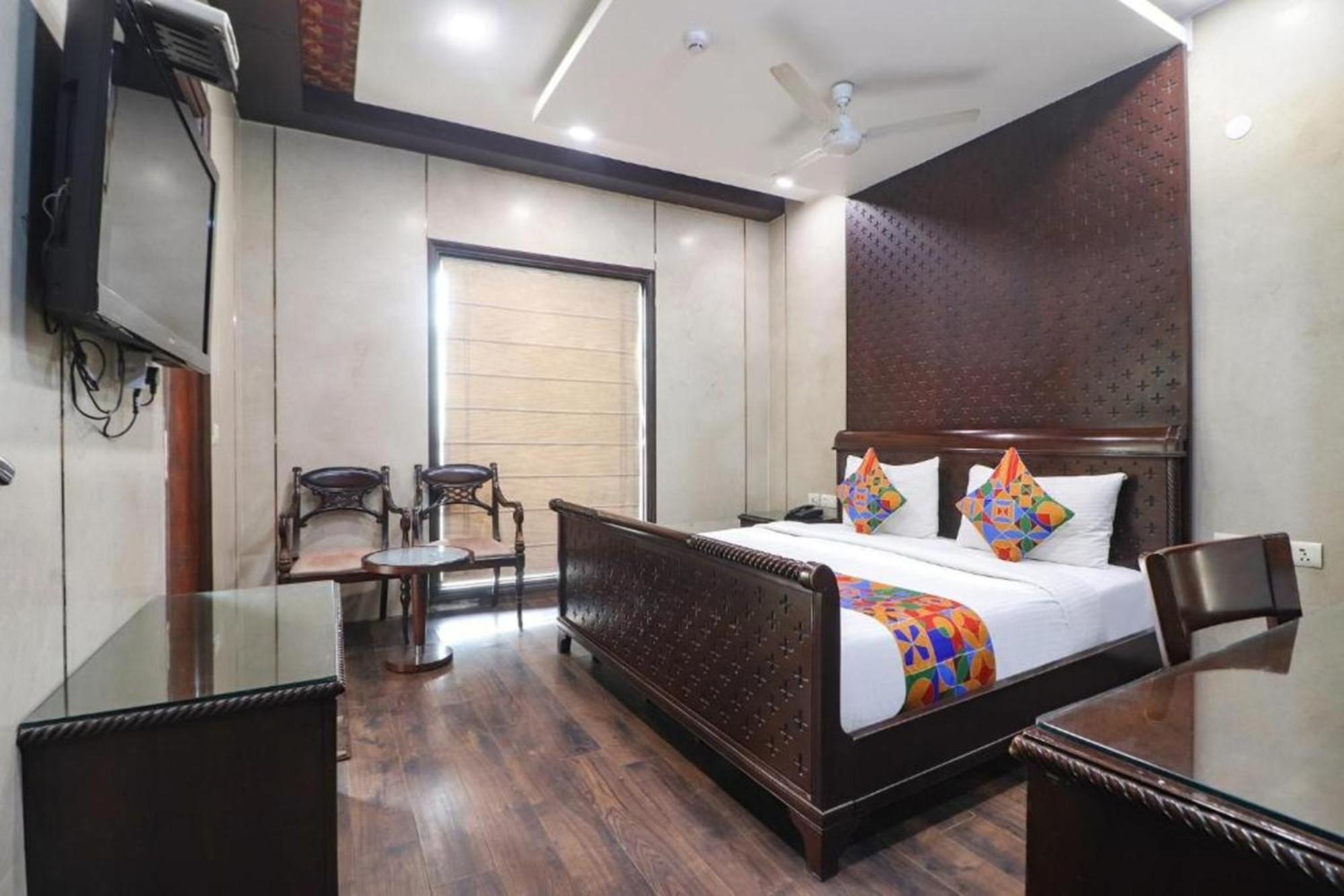 Lavish By Qotel Rajouri Garden Hotel