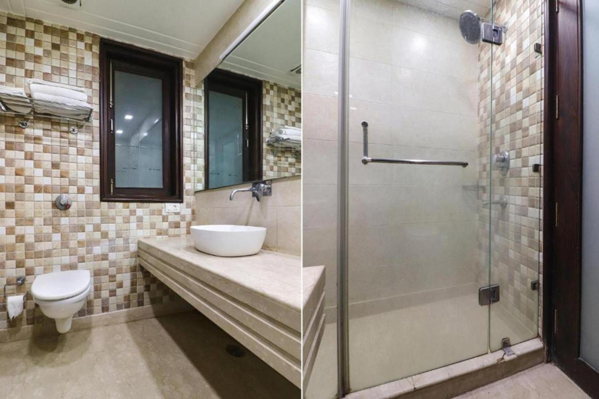 Hotel Lavish By Qotel Rajouri Garden 3*