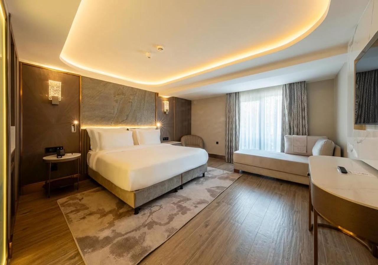 Olive Aaero Near Igi Airport