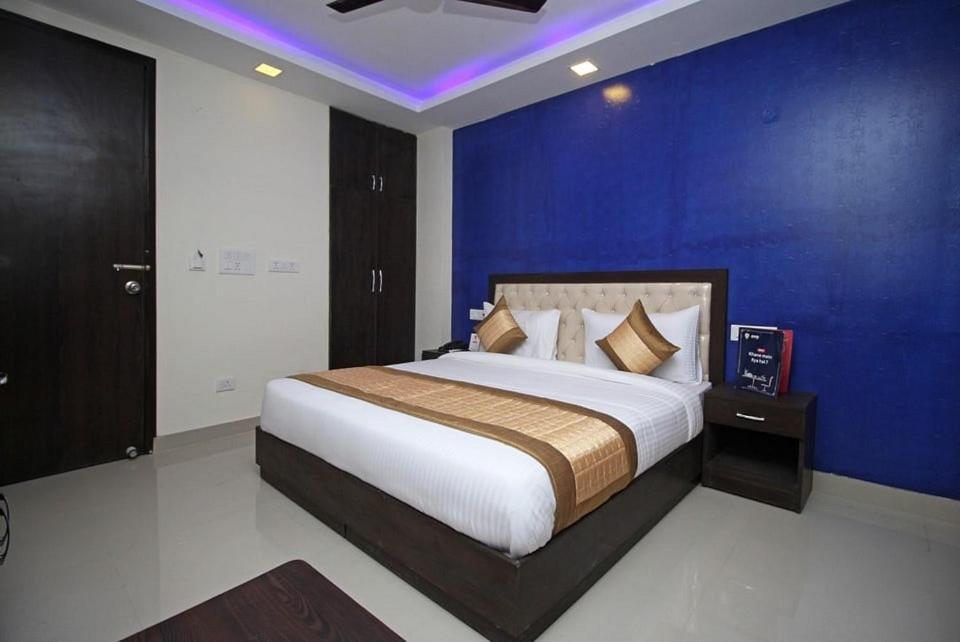 Airport Tourist Plaza Hotel