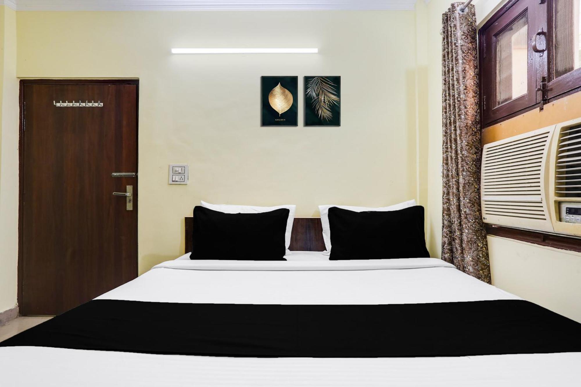 Super O Dwarka Metro Hotel 4*