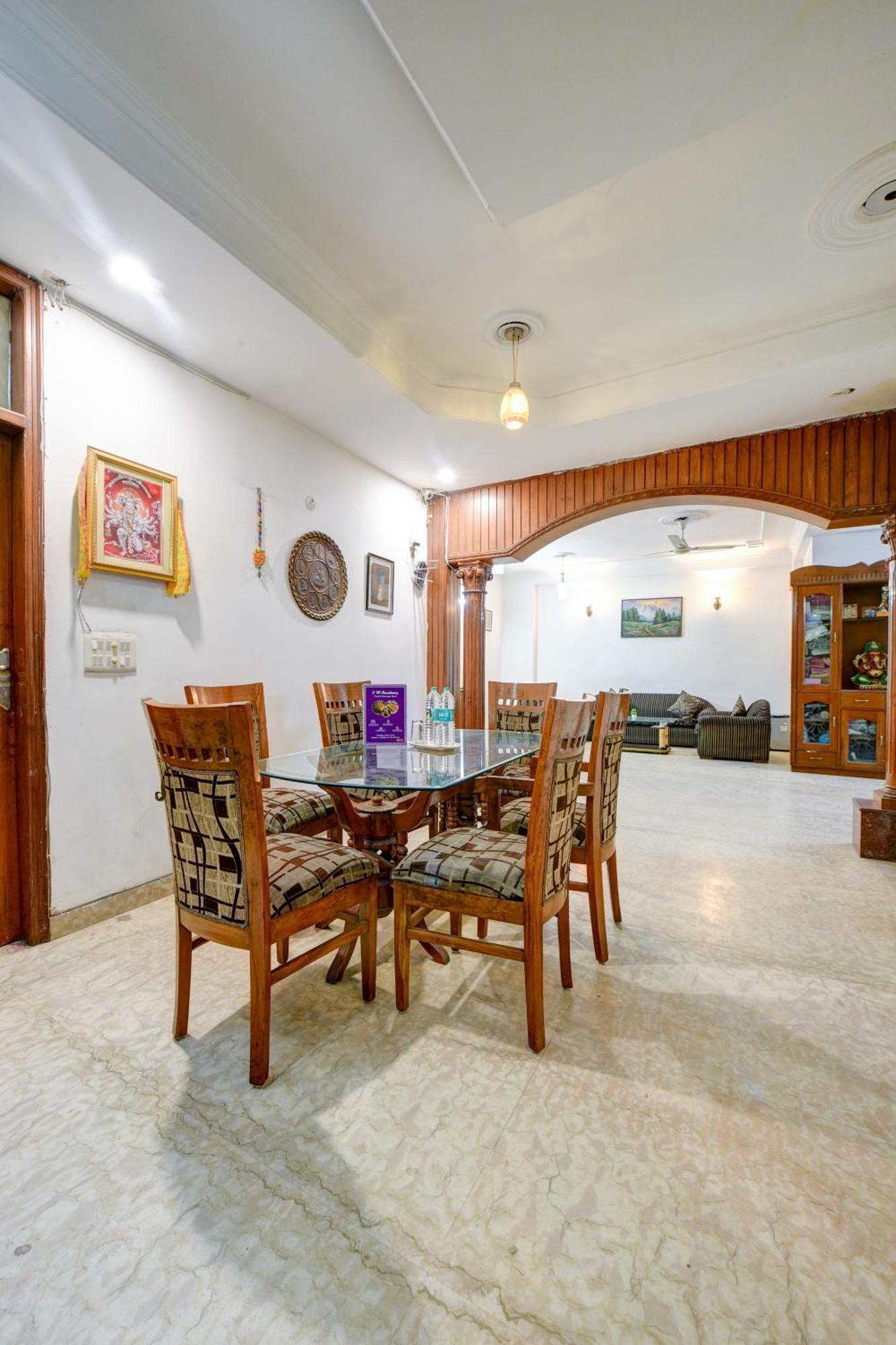 Vm Residency * New Delhi