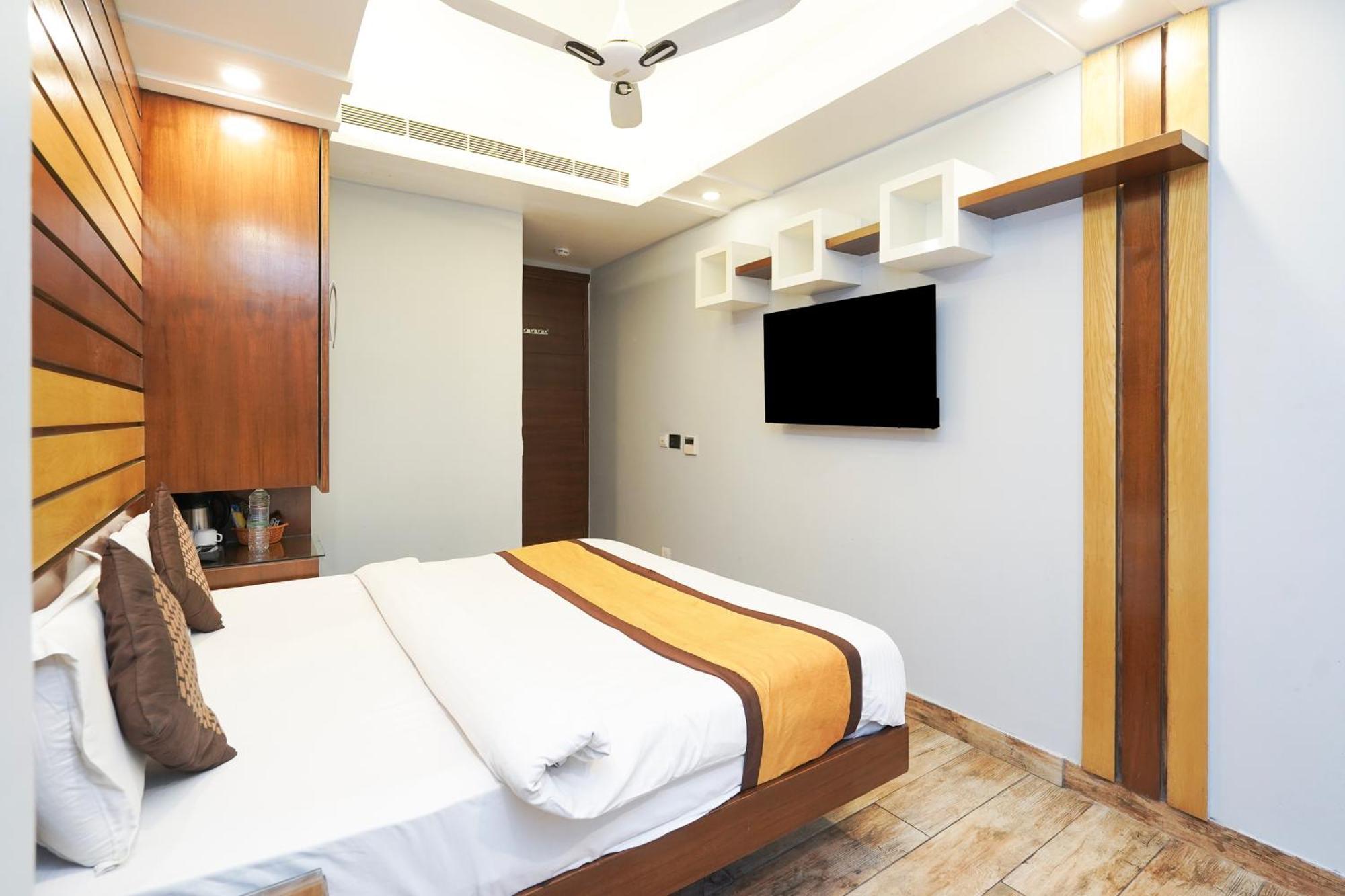 N Maharani Free Airport Pickup 4*