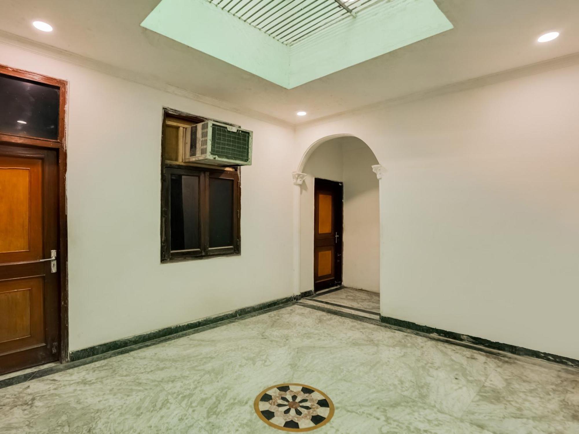 Hotel Stay Residency Near Fortis Hospital Hotel Nova Deli