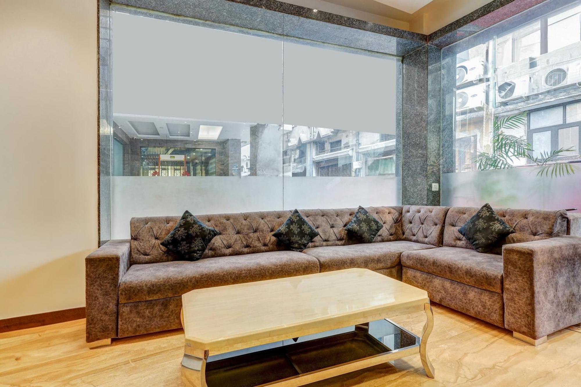 Hotel Super Townhouse Arakashan Road Paharganj Formerly Mohan International