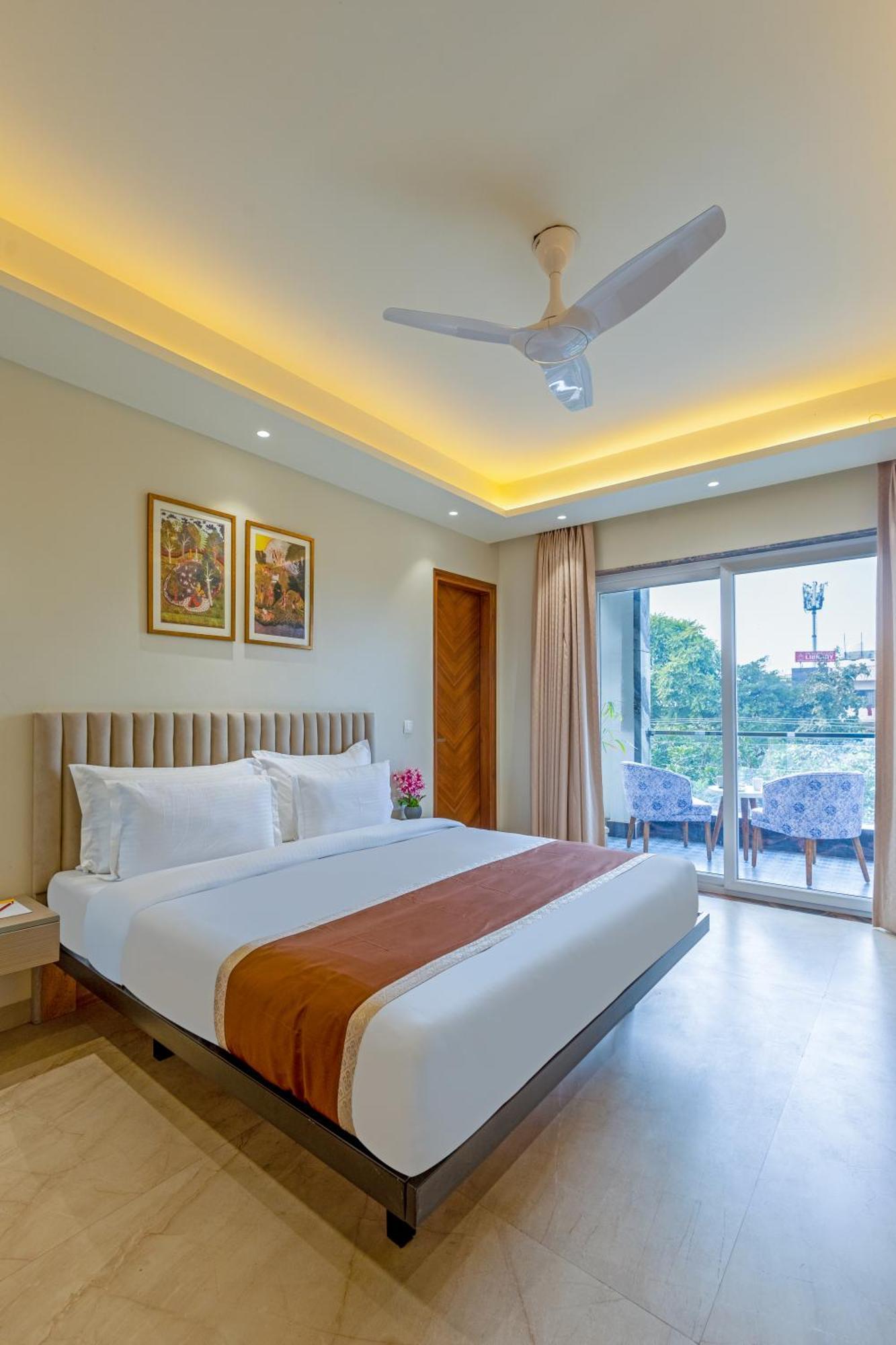 Hotel Ginger Palace Near Delhi Airport *