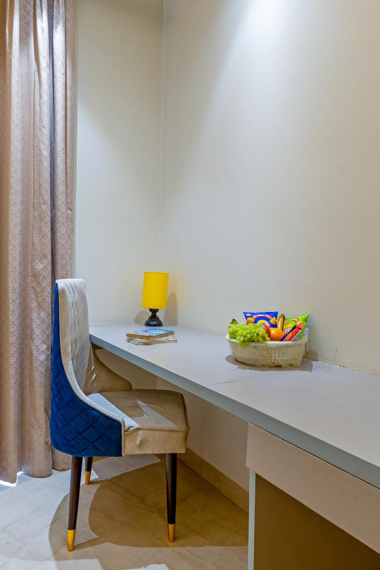 Hotel Ginger Palace Near Delhi Airport