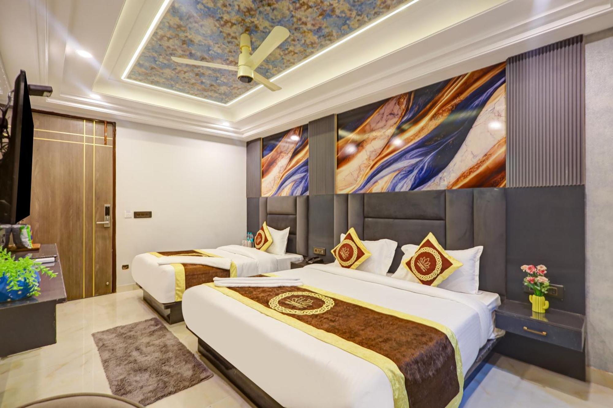 Hotel Armani At Delhi Airport