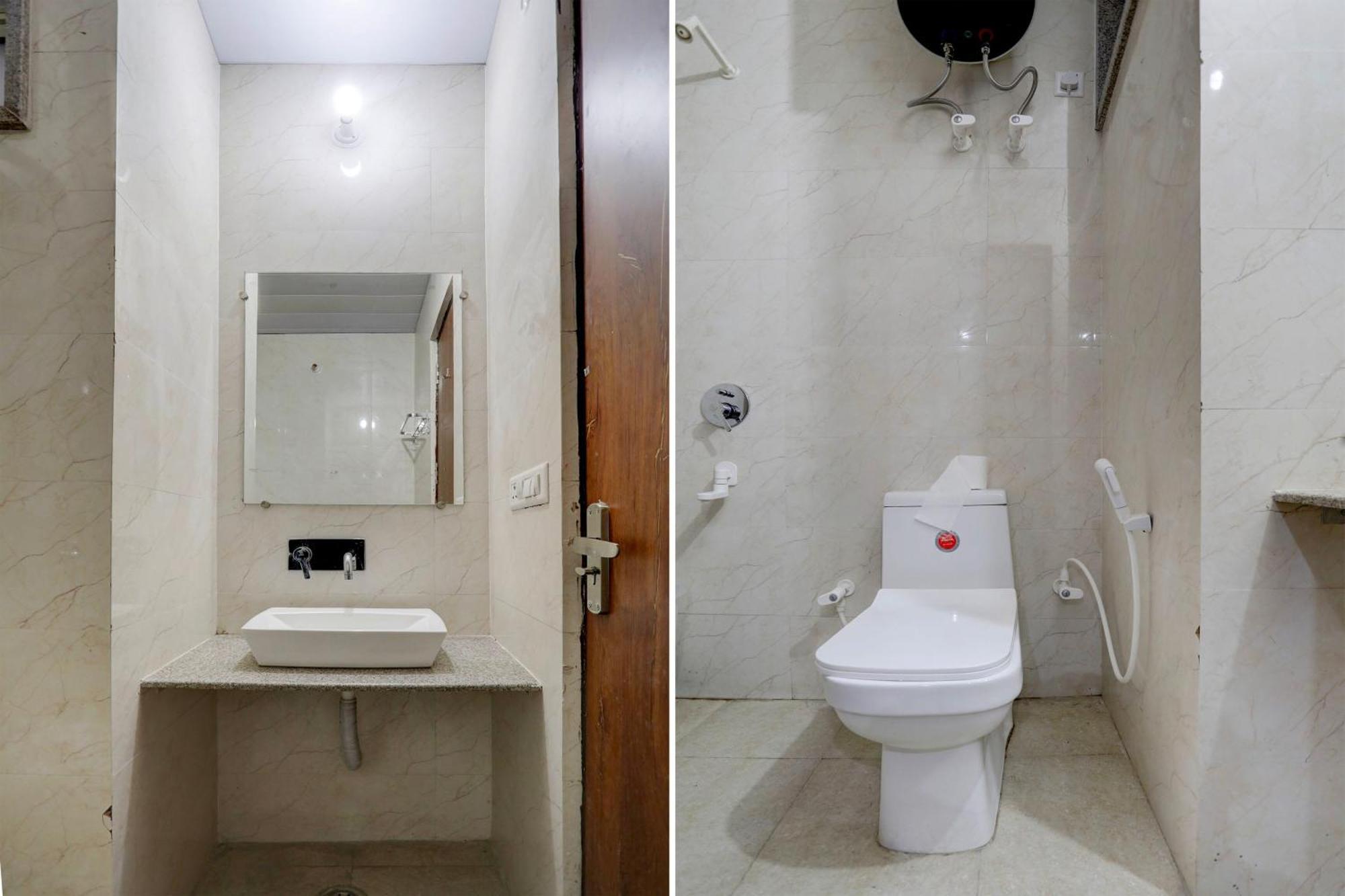Hotel O Ambs New Delhi