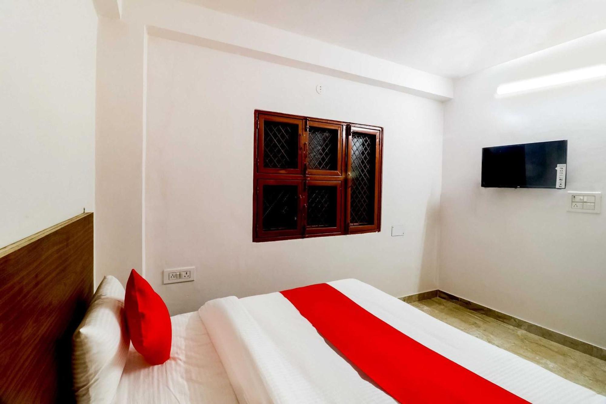O Lovely Near Akshardham Hotel 3*