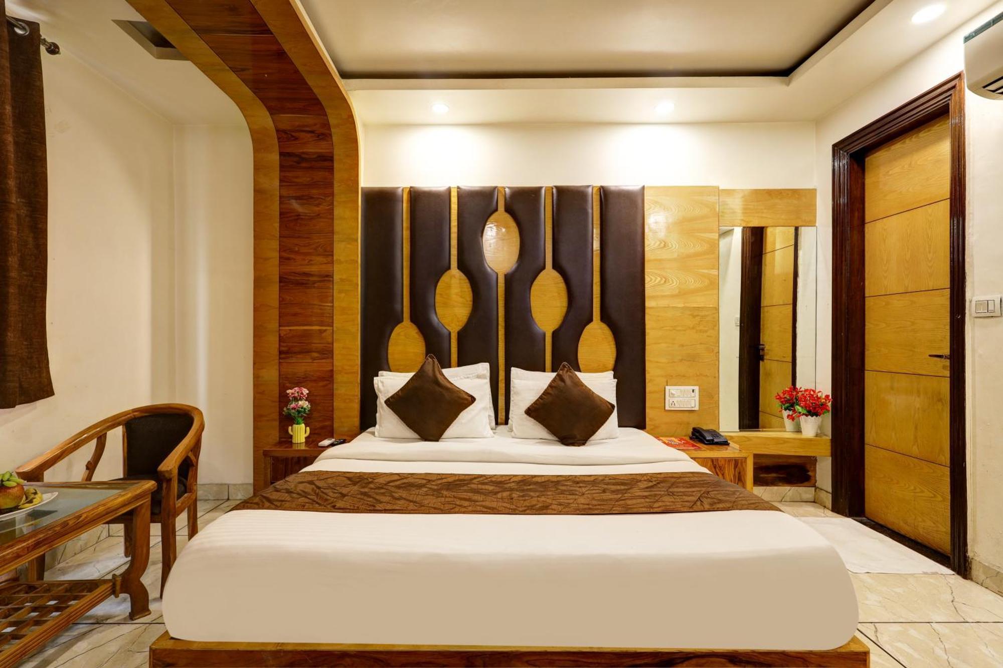 Church View 2 Min Walk From Near Railway Station 3* New Delhi