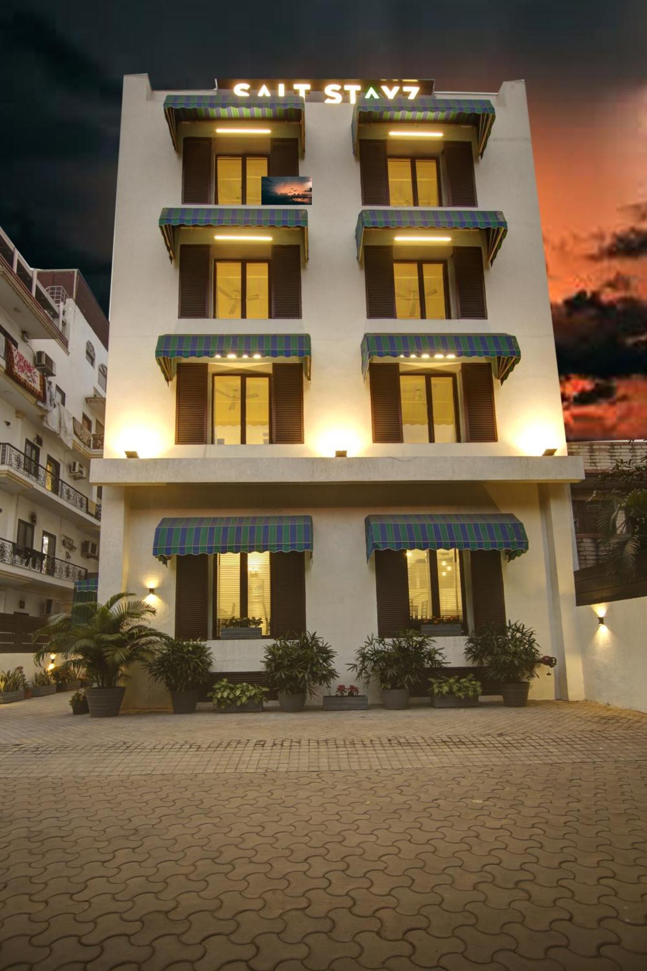 Hotel Saltstayz Select - Nehru Place & New Friends Colony 3*