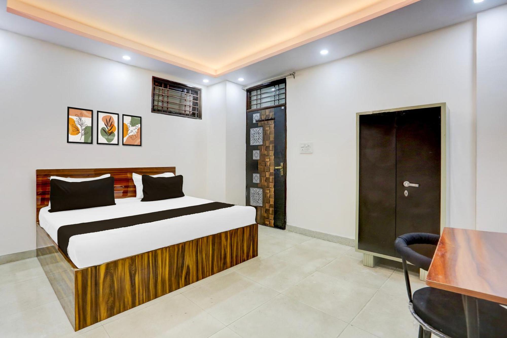Hotel O Tree House New Delhi