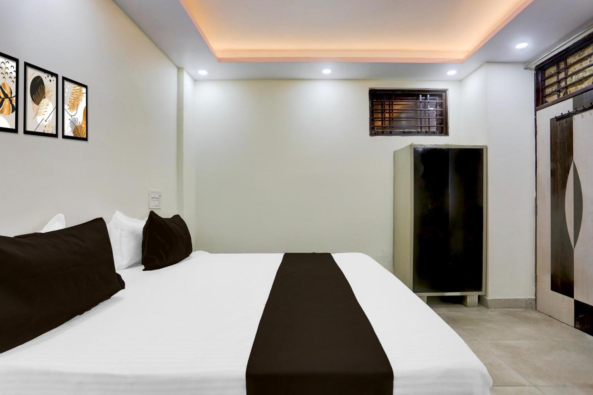 O Tree House Hotel New Delhi