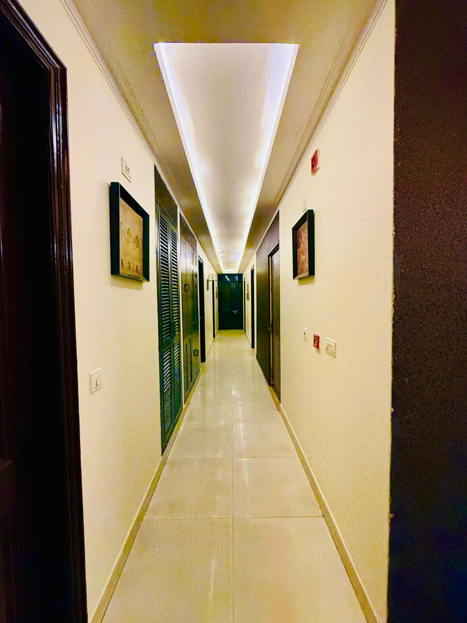 The Luxe Jpm Bed & Breakfast New Delhi