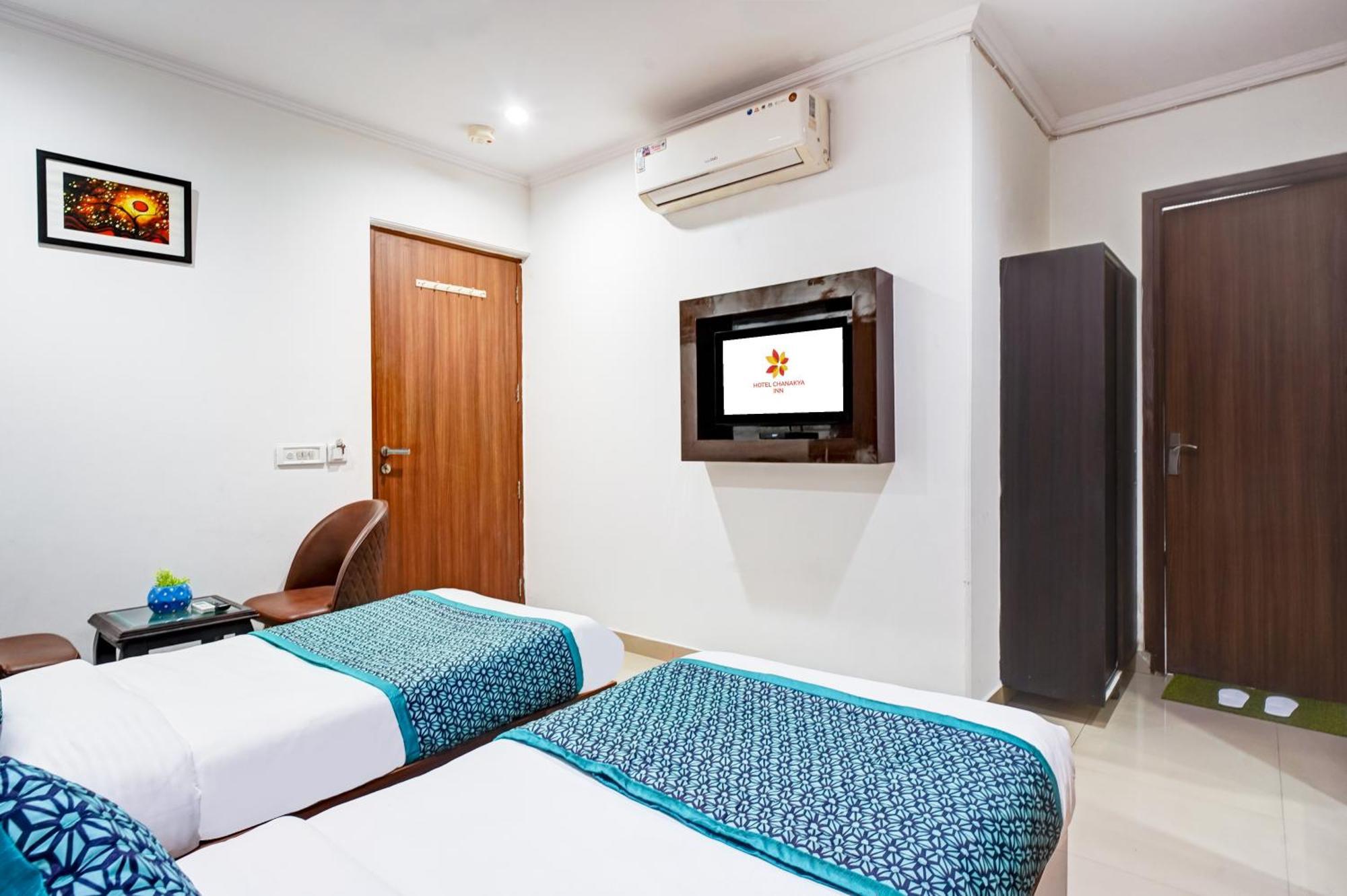 Chanakya Hotel