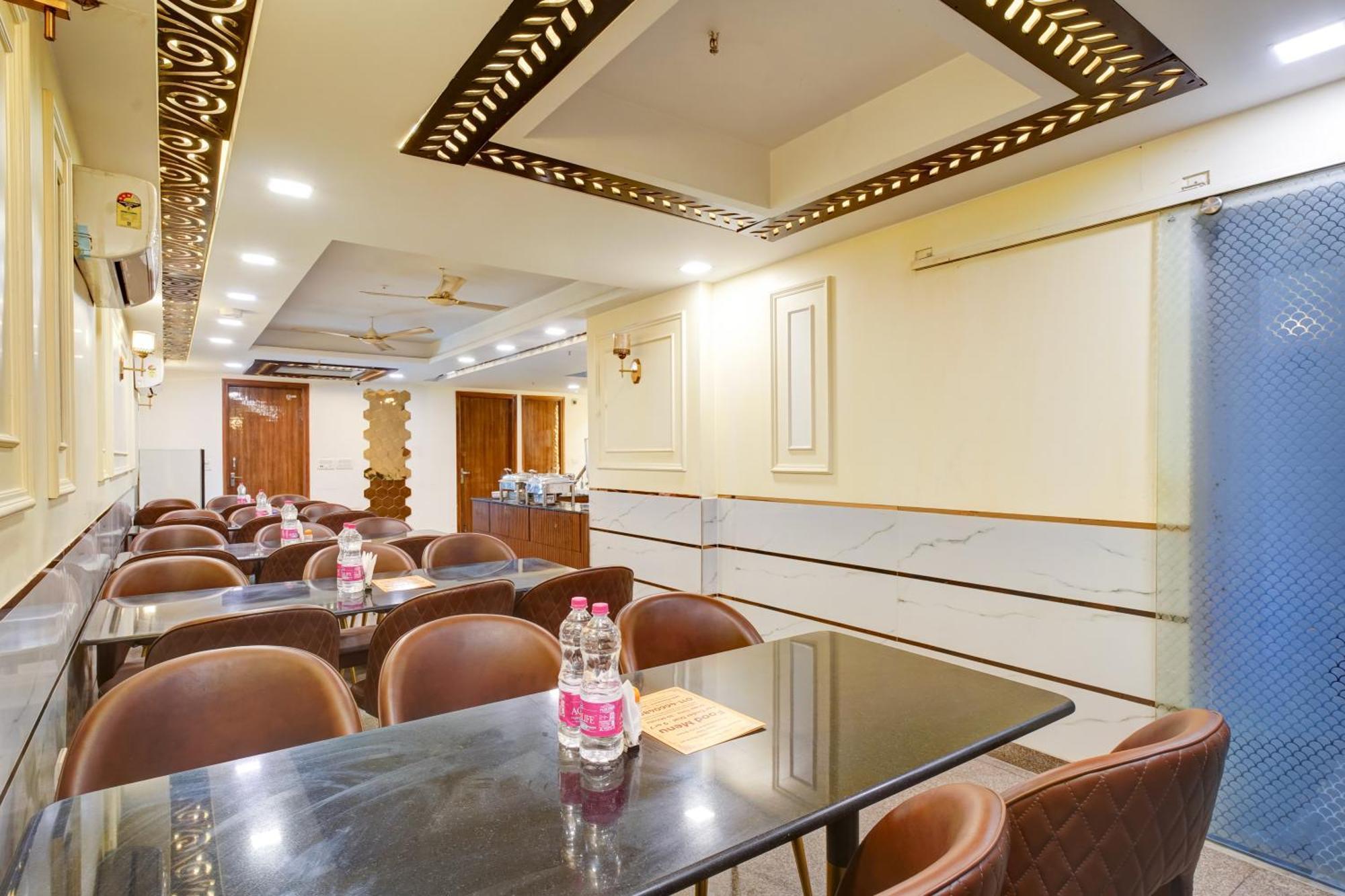 Hotel Chanakya