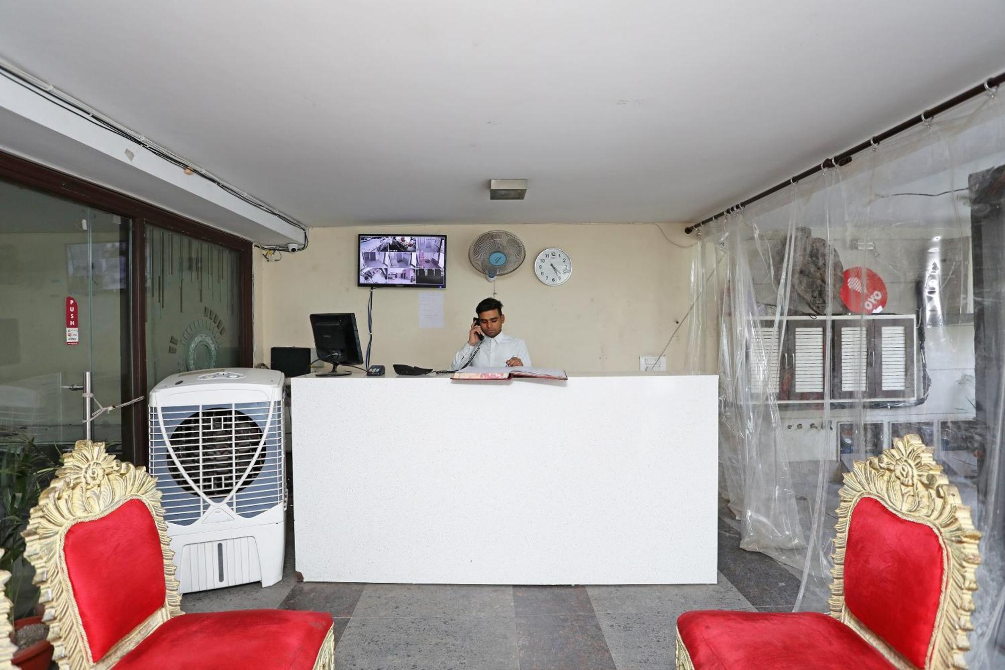 Hotel O South Paradise New Delhi