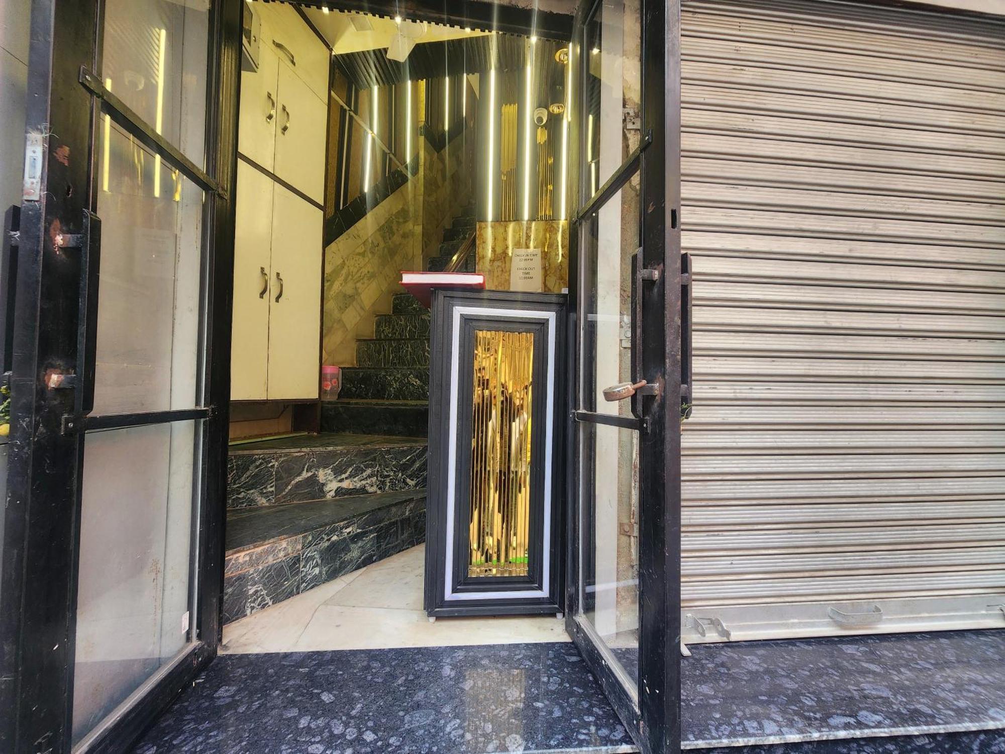 The Divine Hotel