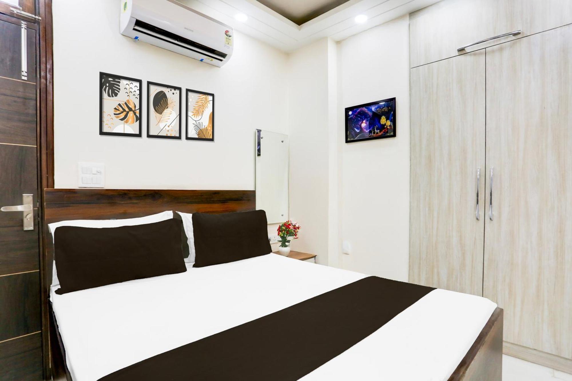 O The Escape Hotel *