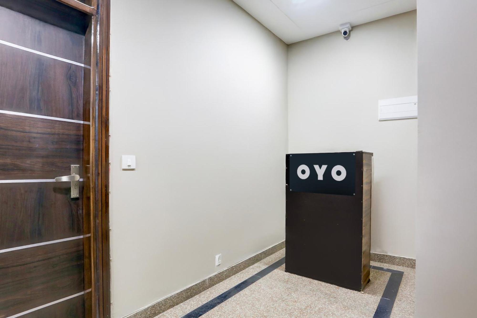 O The Escape Hotel New Delhi