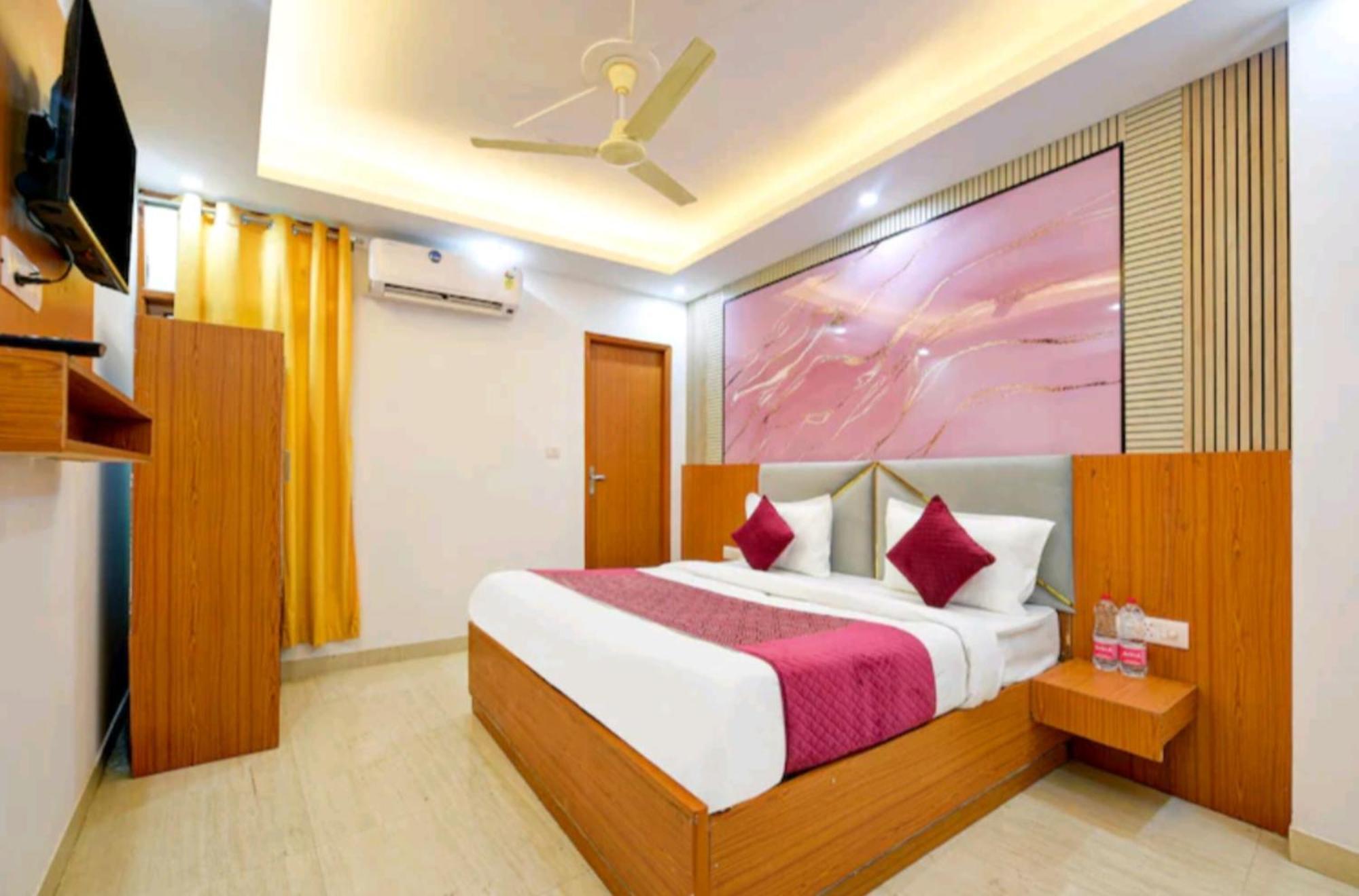 Hotel Vasudha -near Delhi Airport New Delhi