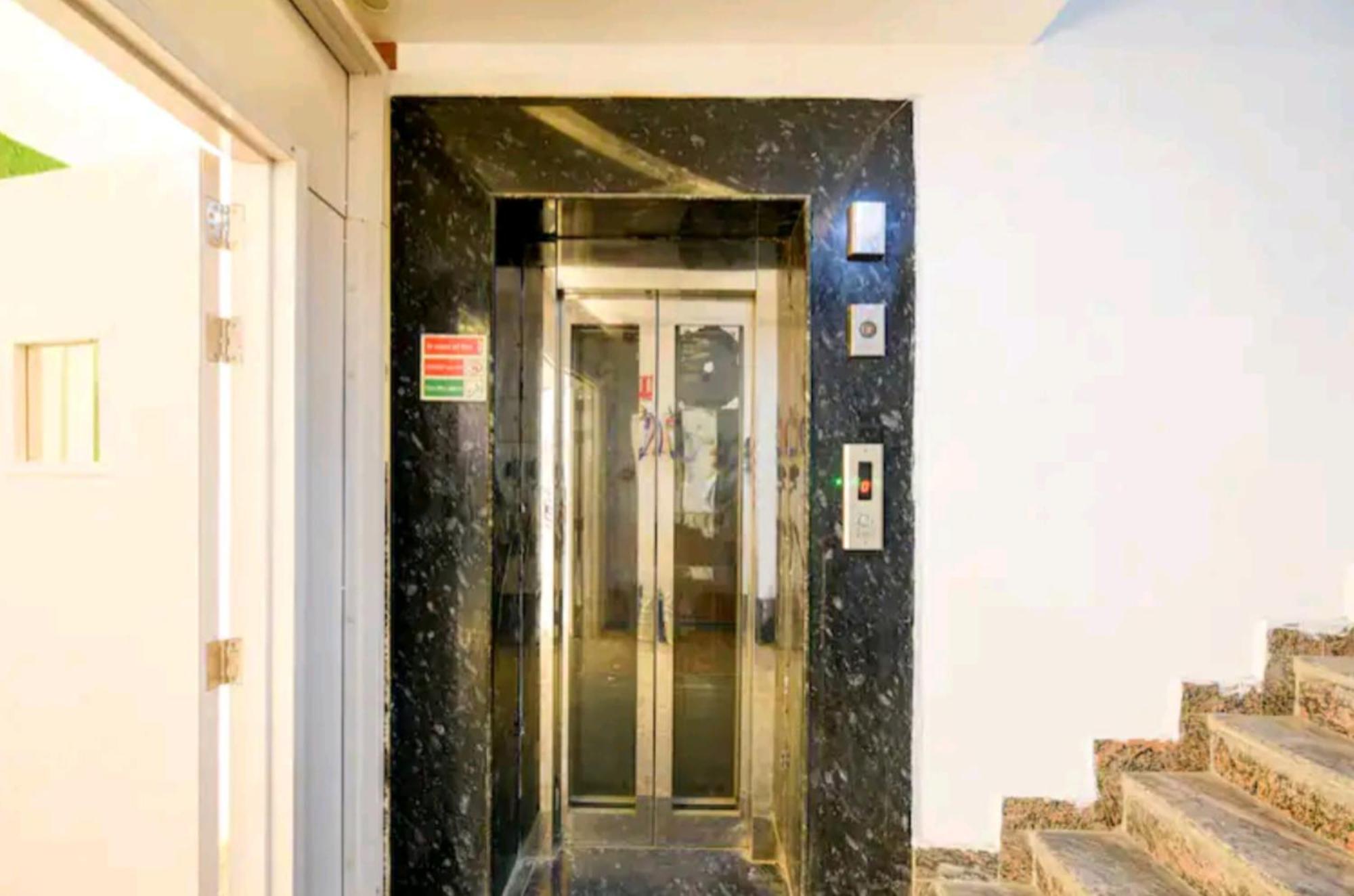 Vasudha -near Delhi Airport Hotel New Delhi