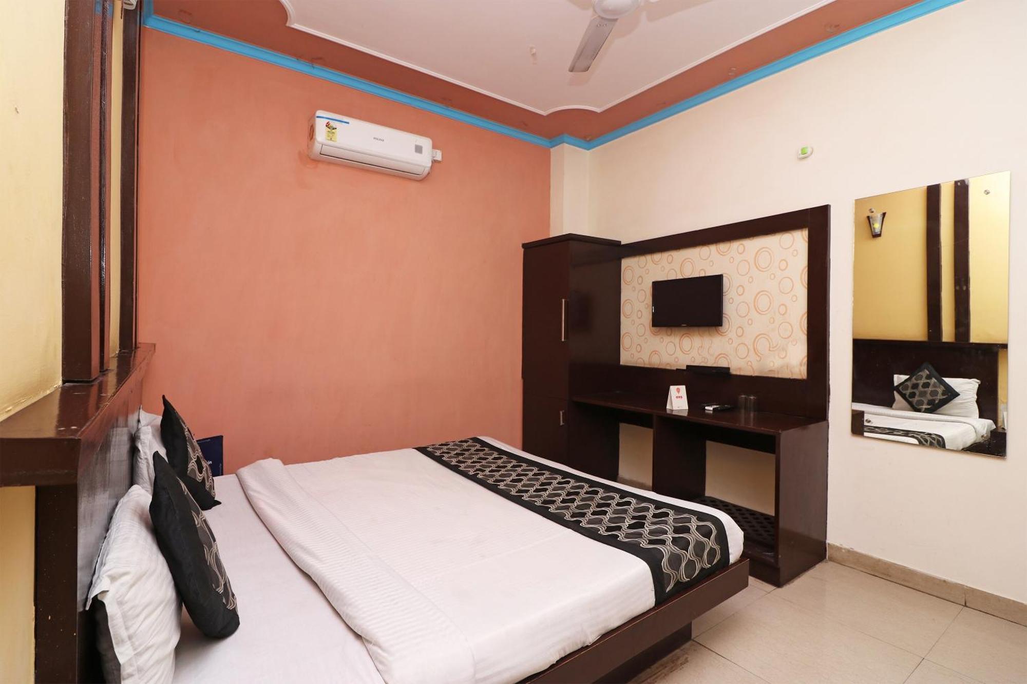 O Aura Palace Deluxe Hotel 4*