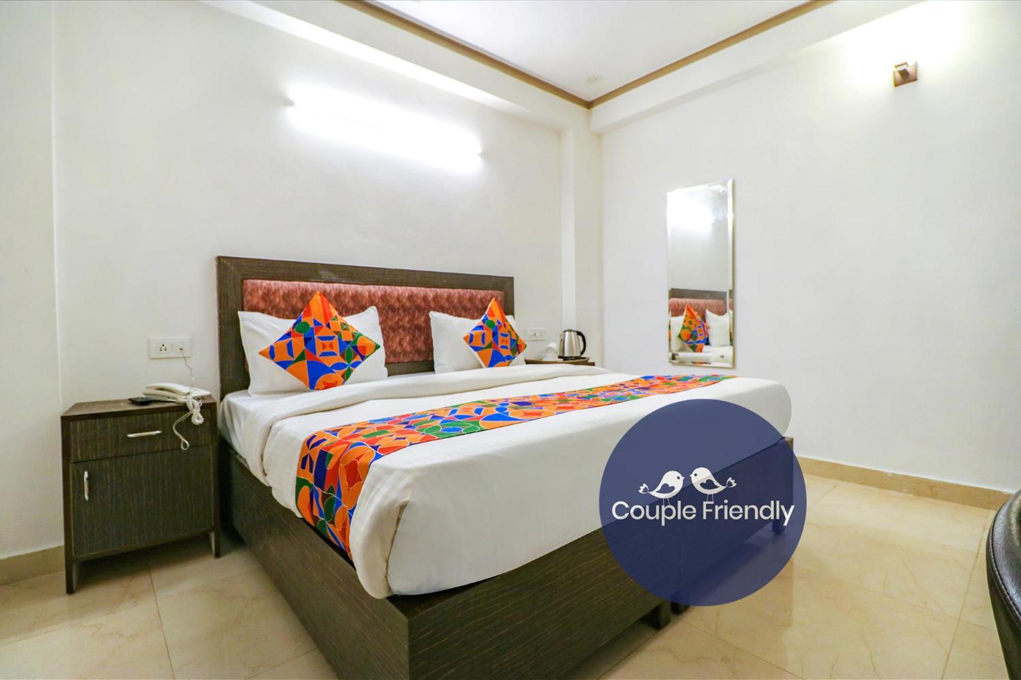 Hotel Fabexpress Dolphin International Near Delhi Airport