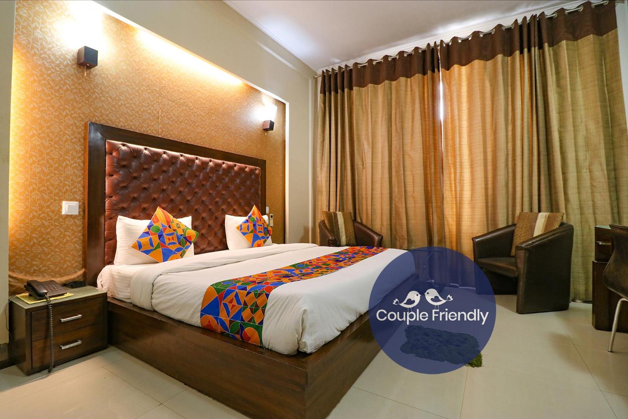 Fabexpress Llyod Residency Hotel