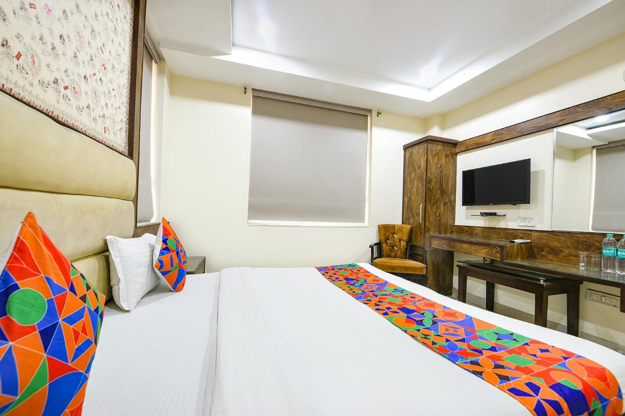Fabhotel Baba Residency Near Railway Station